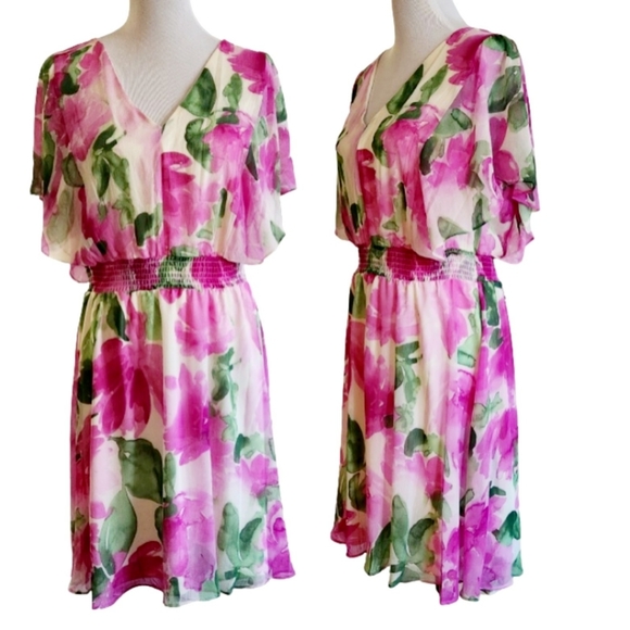 Dkny Dresses & Skirts - 🆕️⬇️DKNY V-Neck Floral Flared Sleeve Smocked Waist Dress